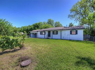 101 McBride St, Lone Oak, TX 75453