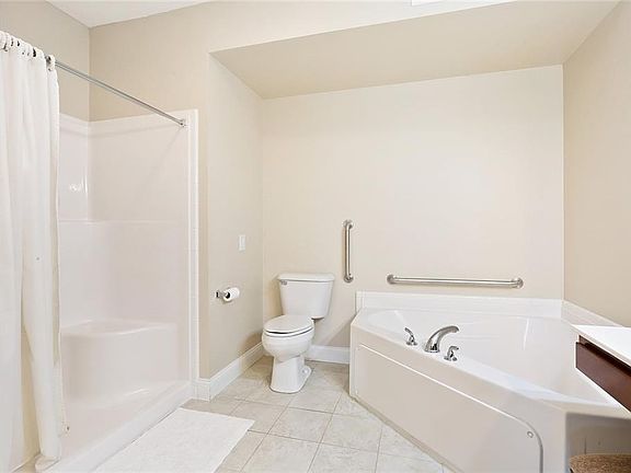 3rd image of 6030 Catina St