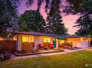 13929 102nd Ave NE, Kirkland, WA 98034