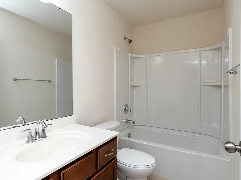 114B Clarendon St — Photo 24