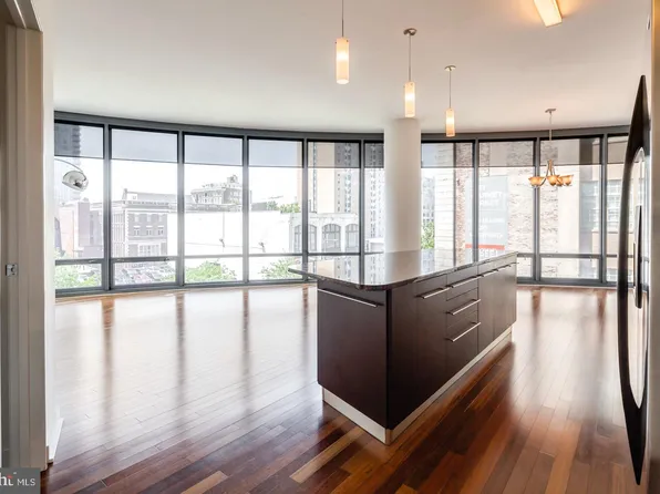 2101 Market St Unit 503, Philadelphia, PA 19103