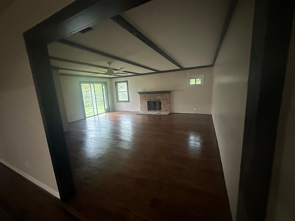 1st image of 2502 Norwood Dr