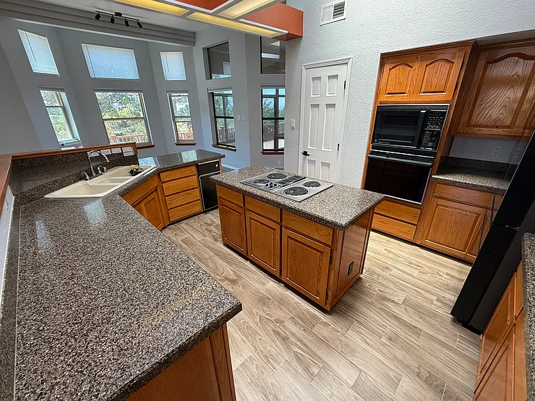 801 Piedra Larga Pl NE — Photo 29