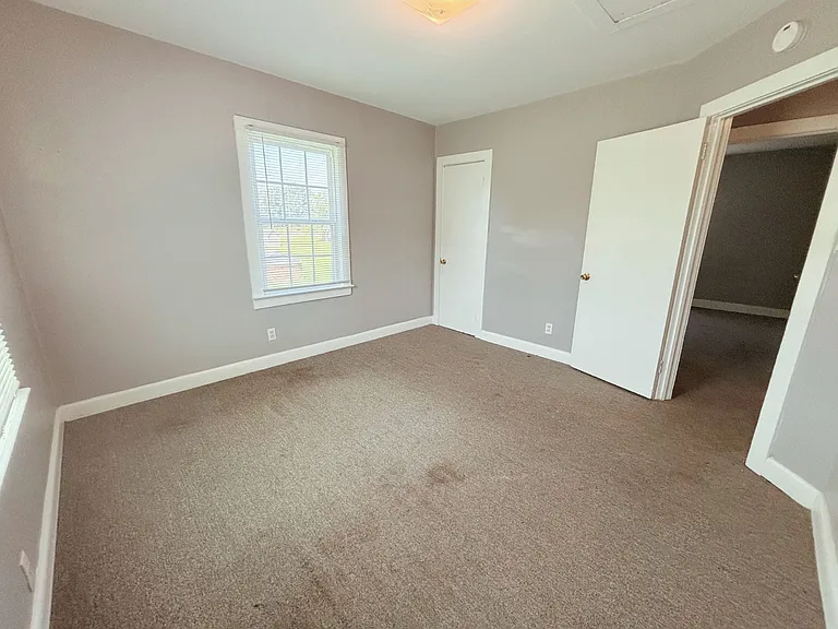 156 Brookston Rd — Photo 12