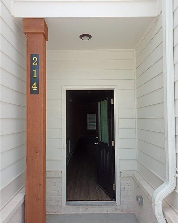 1st image of 214 Rockfern Ter #34
