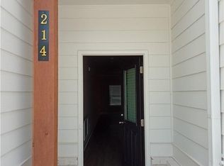 214 Rockfern Ter #34, Lilburn, GA 30047