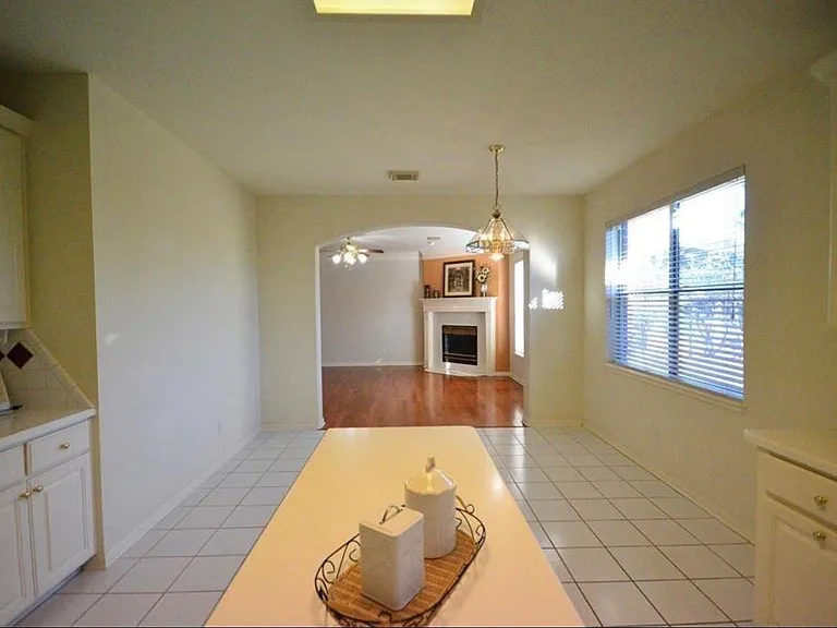 4319 Greystone Way — Photo 16
