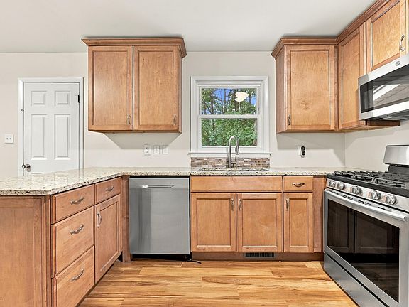 4th image of 4919 Brentwood Rd