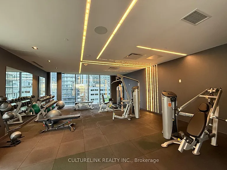 330 Richmond St W #1607 — Photo 20