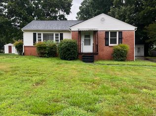 1412 Parkside Dr, High Point, NC 27262