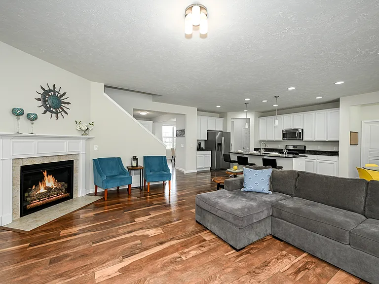 4816 Lake View Dr — Photo 16