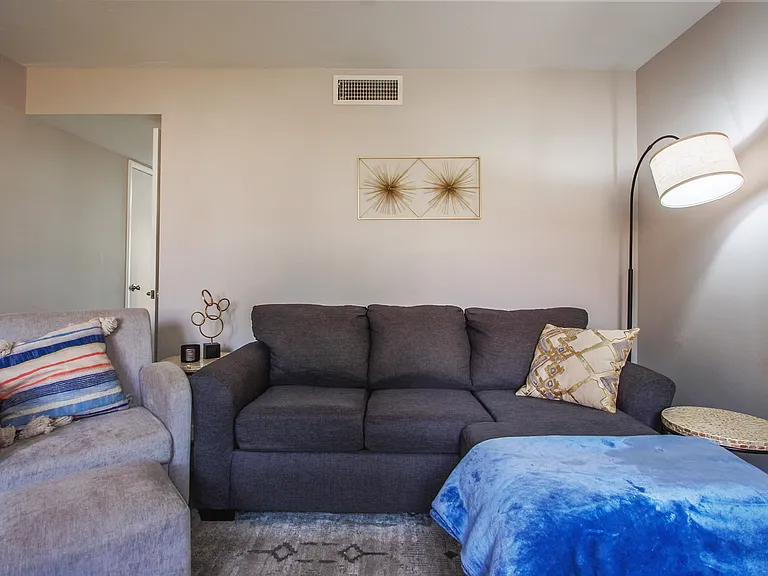 6945 E Osborn Rd #D — Photo 11