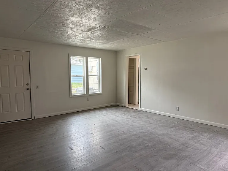 713 S Billings Blvd — Photo 15