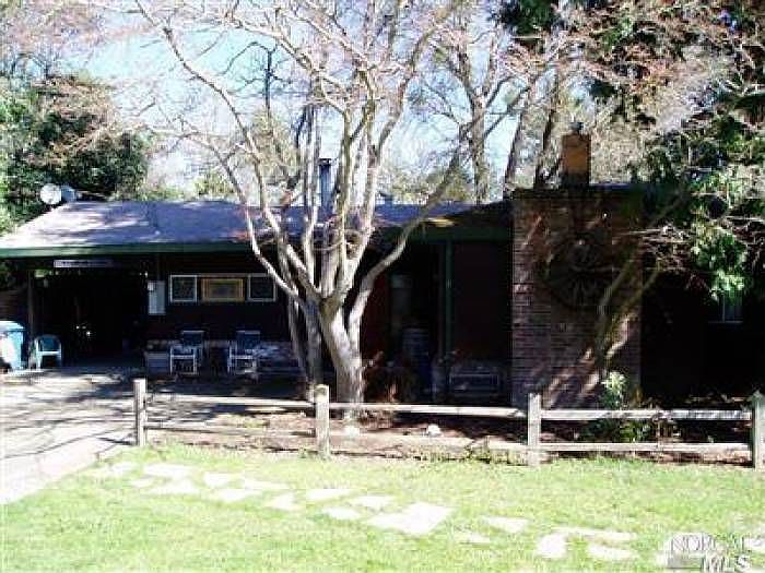 1st image of 3076 Hermosa Dr
