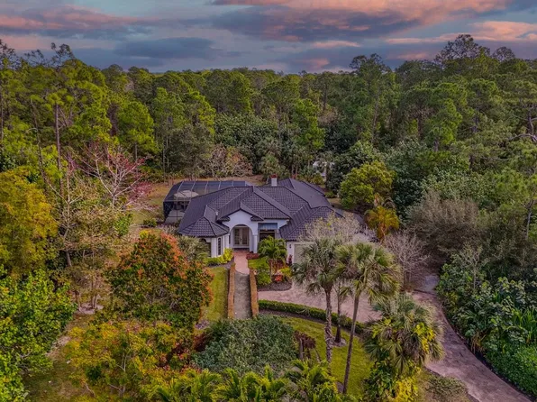 2360 19th St SW, Naples, FL 34117