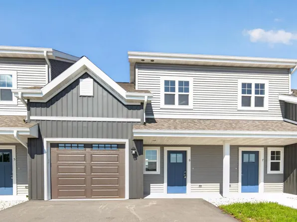 1675 Reigle DRIVE #6, Kewaskum, WI 53040
