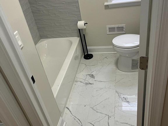 5th image of 548 N Paxon St