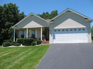 2063 Huntland Rd, Cookeville, TN 38506