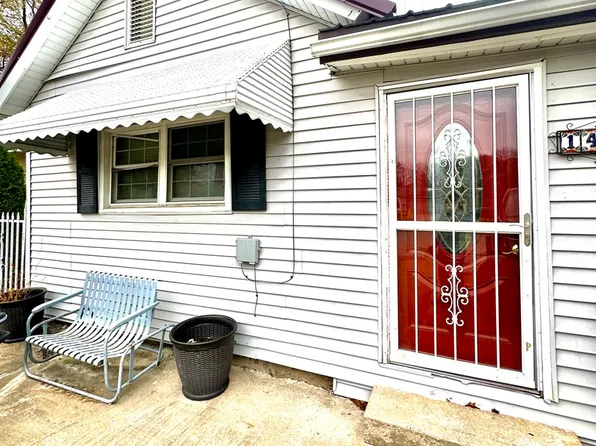 1405 N Sterling St, Streator, IL 61364