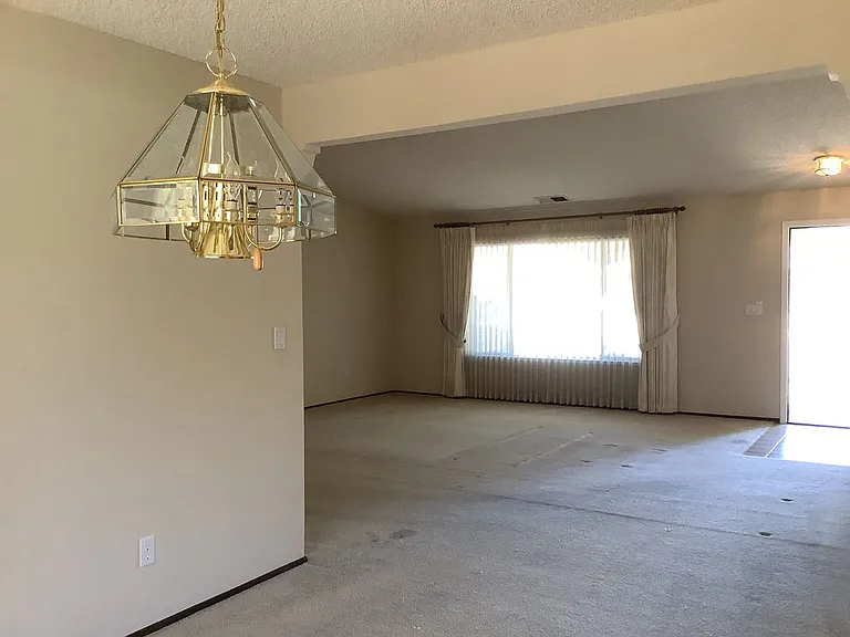 4260 Diablo View Ct — Photo 3