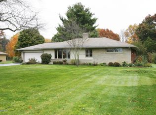 3665 Springbrook Ave, Kalamazoo, MI 49004