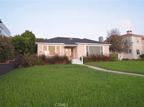 7930 Campion Dr, Los Angeles, CA 90045