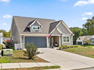 12190 Avery Pl, Soddy Daisy, TN 37379