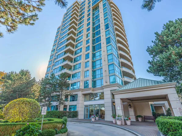 6622 Southoaks Cres #1405, Burnaby, BC V5E 4K2