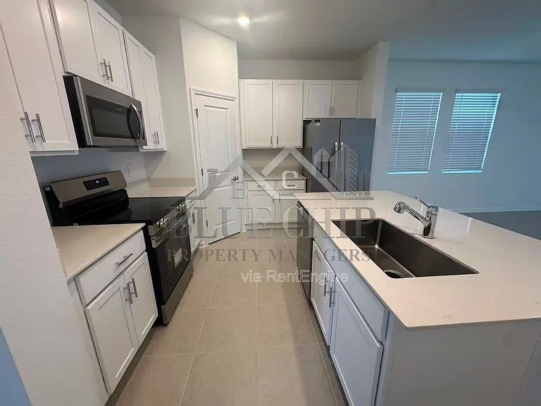 2563 Rider Rain Ln — Photo 7