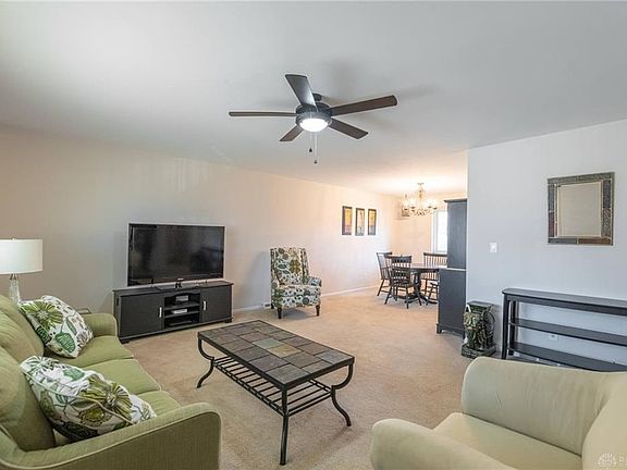 5th image of 2325 Brahms Blvd