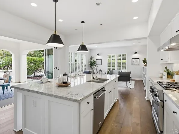 8524 Kristen View Ct, San Diego, CA 92127