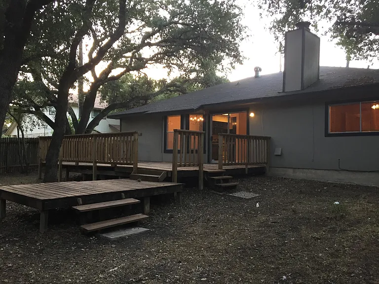 8358 Timber Gln — Photo 3