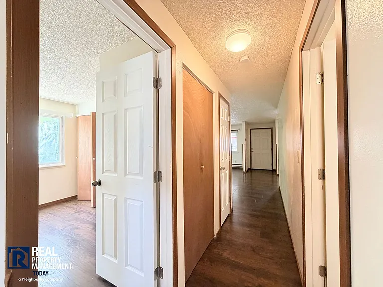 DB&D Realty LLC - 6115 — Photo 15