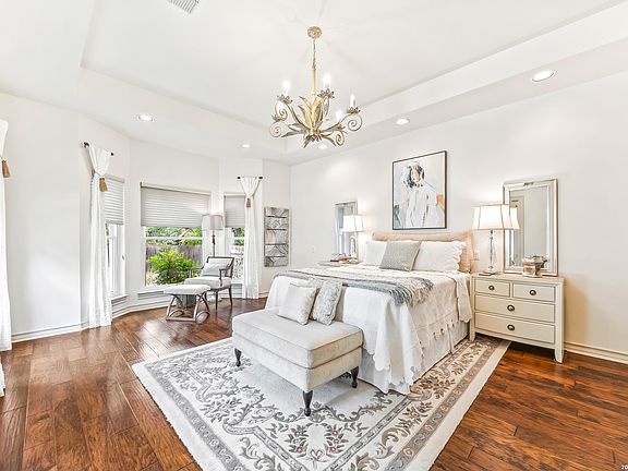 5th image of 49 N Inwood Heights