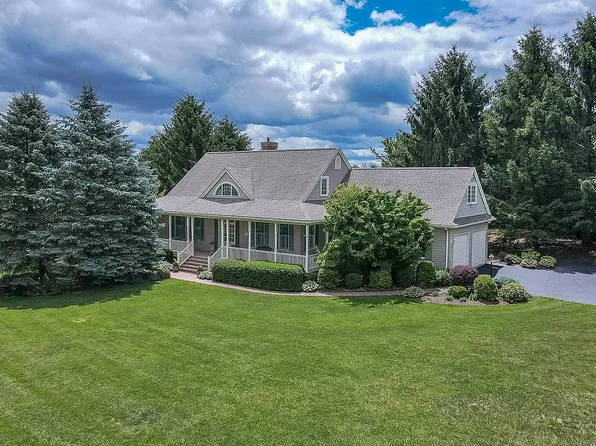 112 Saraway, Port Matilda, PA 16870