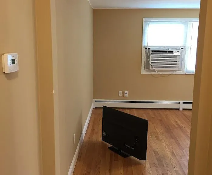 1024 W Lorain St — Photo 20