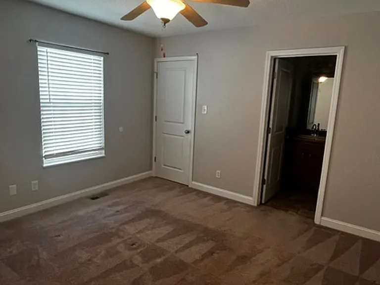 1916 Palma Way — Photo 11