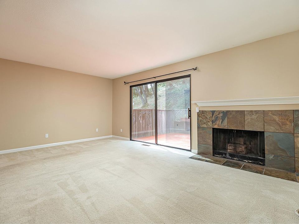 1st image of 208 Escallonia Dr