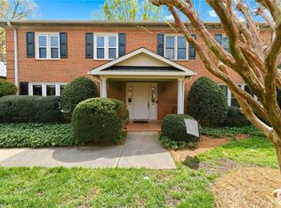 879 Brookleigh Ct, Winston Salem, NC 27104