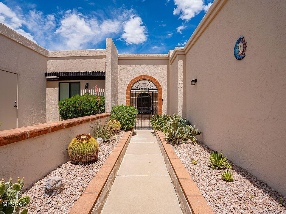 1st image of 774 W Calle De Emilia