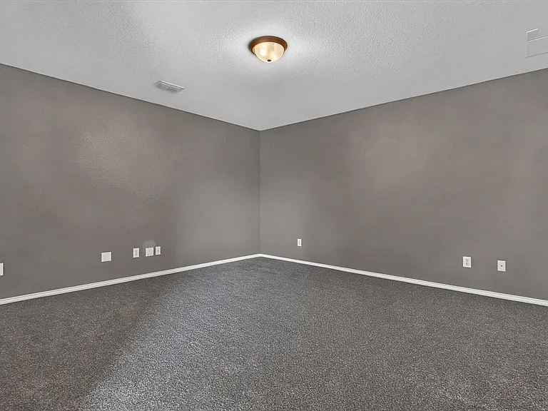 11945 Henderson Dr — Photo 27