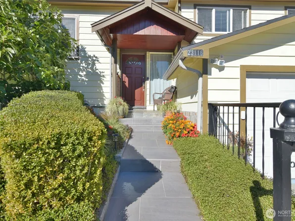 23116 80th Place W, Edmonds, WA 98026