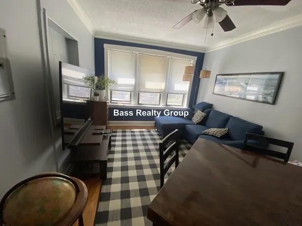 1708 W Lunt Ave #1, Chicago, IL 60626