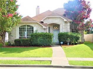 2713 Clearwater Dr, Mesquite, TX 75181
