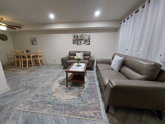3rd image of 2233 Strahle St Floor 1