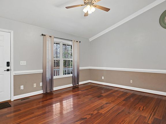 5th image of 814 Torredge Rd