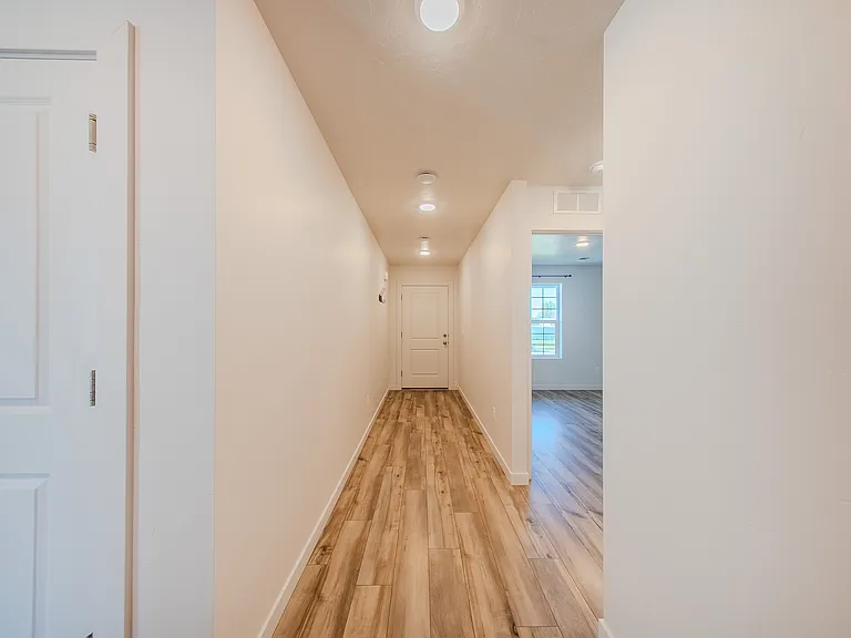 3445 E Mossy Branch St — Photo 3