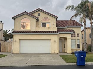 989 Laguna Drive, Lemoore, CA 93245