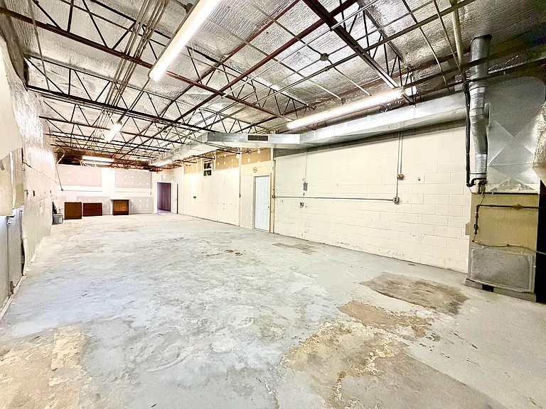 1012 N Raleigh St — Photo 12