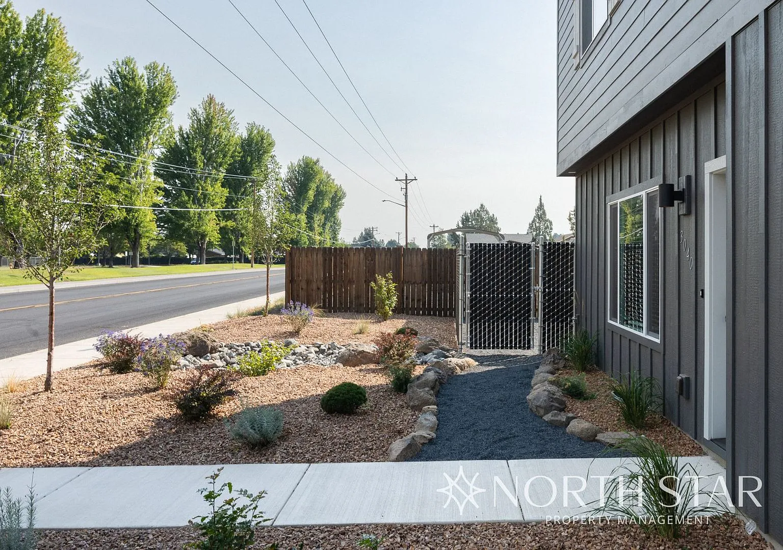 Spacious 3 bed/2.5 bath Brand New w/ Garage — Photo 2